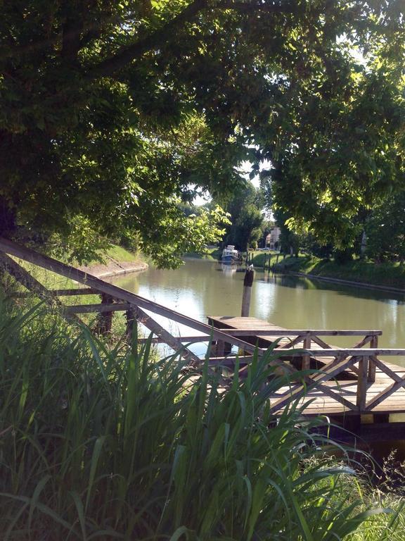 The Riverside Suite Міра Екстер'єр фото